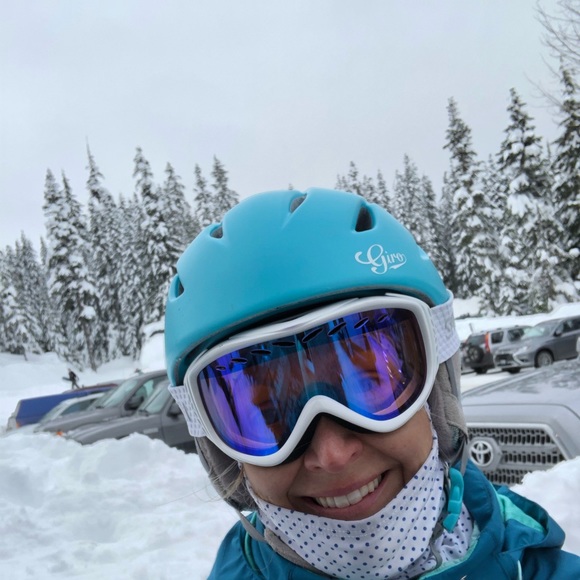 Meet your Posher, Elisabeth - Picture 1 of 1